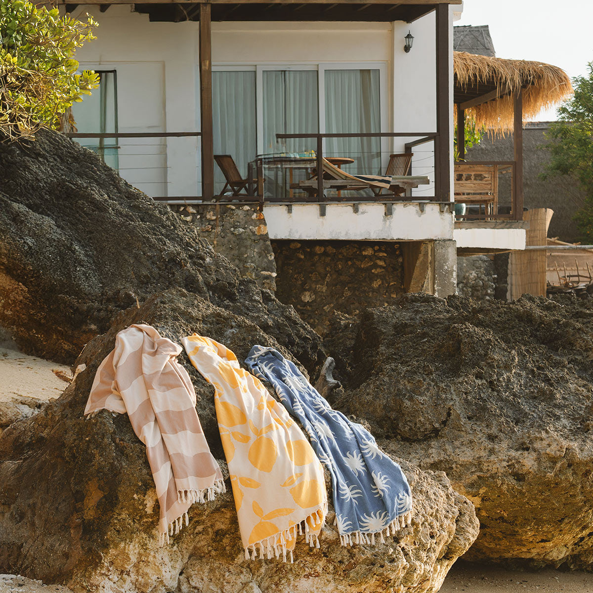 La Playa - Beach Blanket