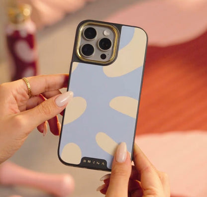Flow - iPhone 17 Pro Max Case