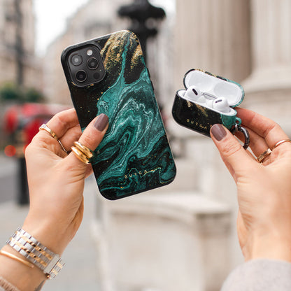 Emerald Pool - Elegant iPhone 13 Pro Case